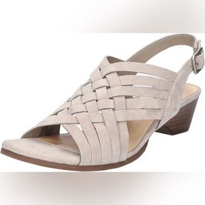 Bella Vita Cream Woven Sandals
